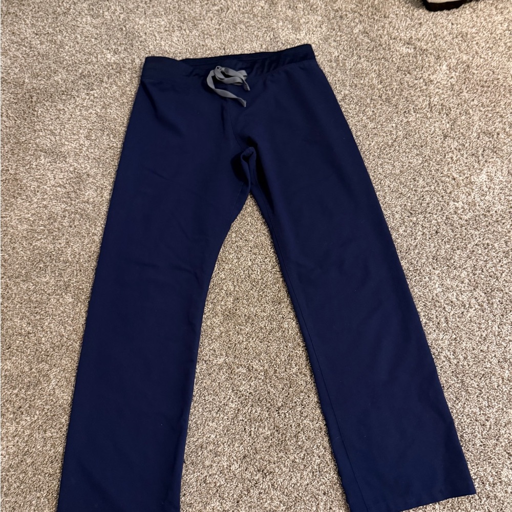 Figs straight leg scrub pants